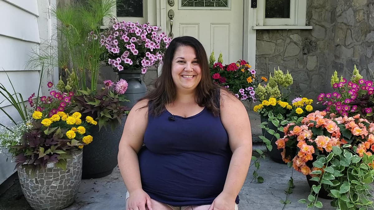 Planting Your Inspiration: Seasonal Container Gardening